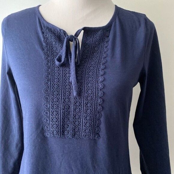 Talbots Embroidered 3/4 Sleeve Top Keyhole Tie Navy Cotton Blend size S - Picture 2 of 11